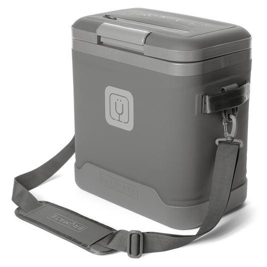 magpack-18-can-d4 magpack_18_graphite_front_strap.png